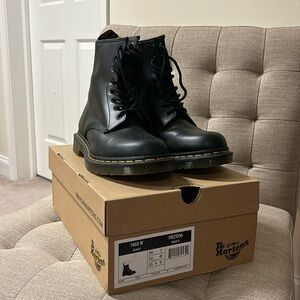 Dr. Martens 1460 Smooth - Never Been Worn